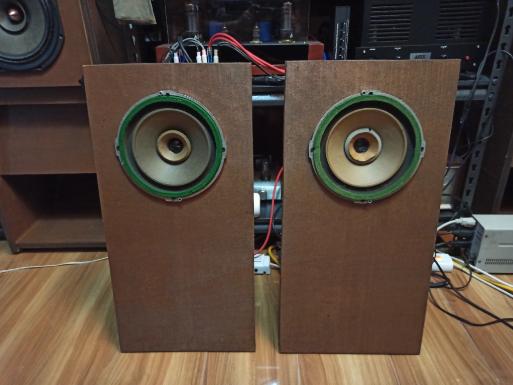 Wharfedale full range speakers top