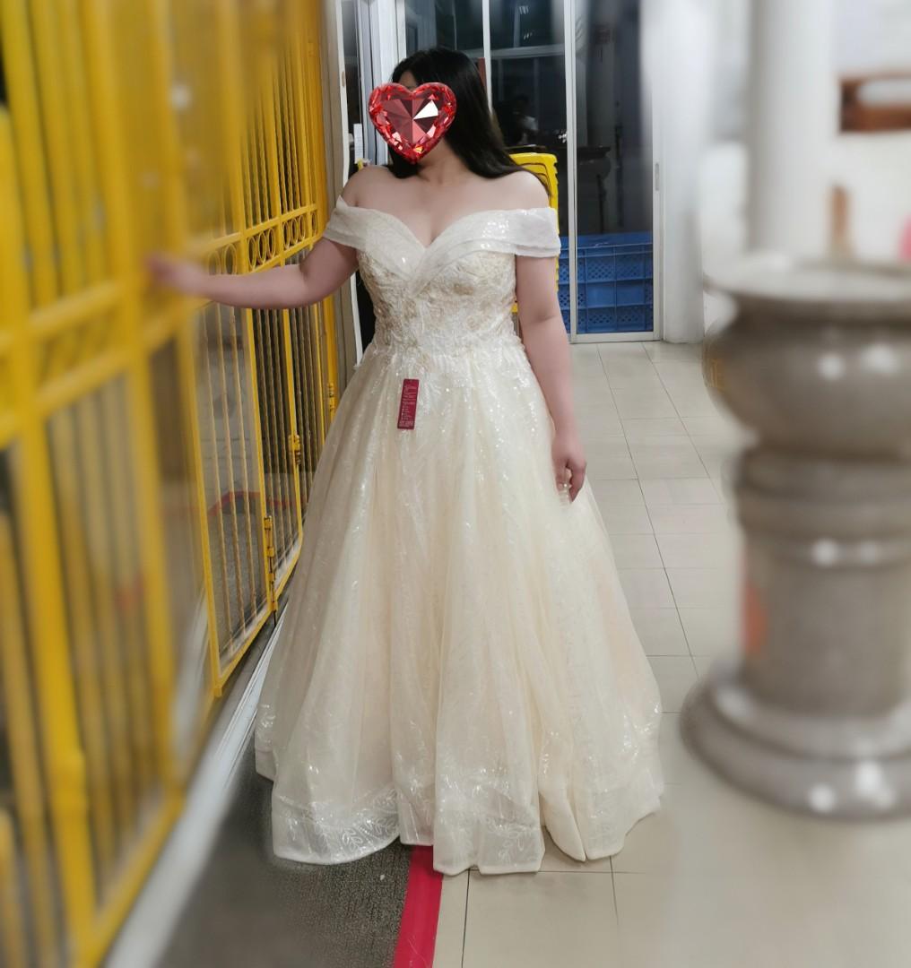 4xl top wedding dress
