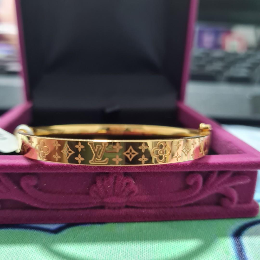 916 Gold Louis Vuitton Bracelet