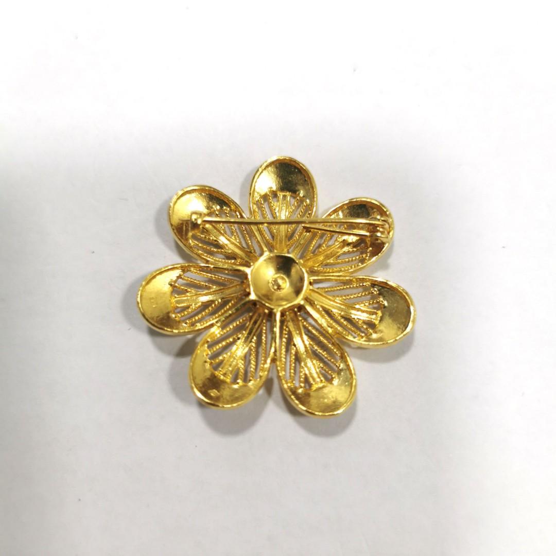916 Gold Brooch 9.09g
