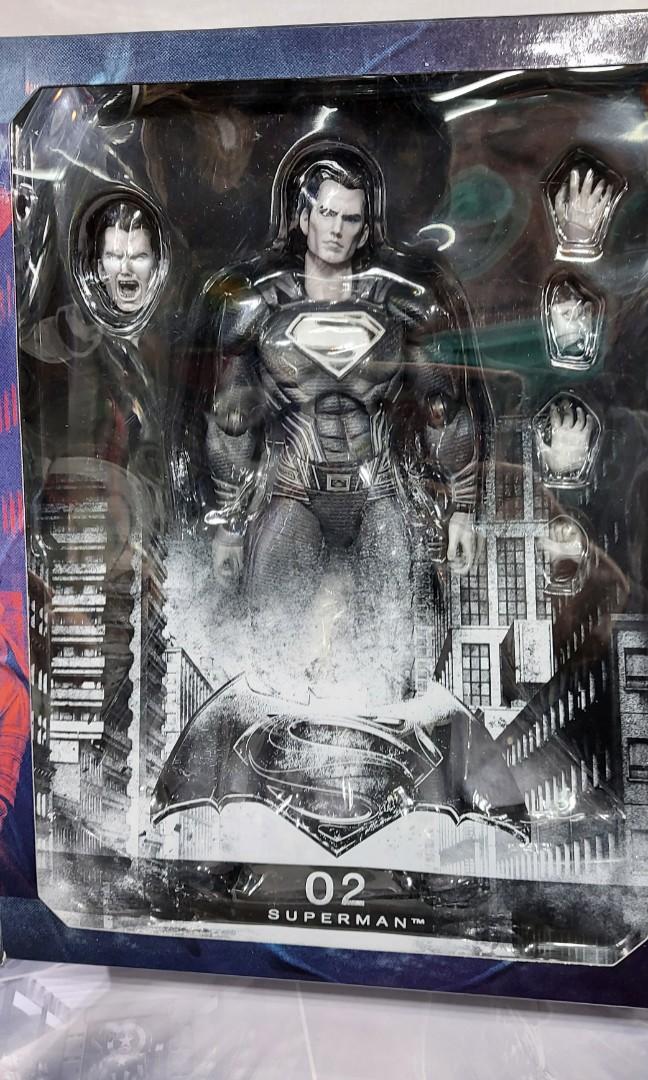 新品 未開封 MAN OF STEEL PLAY ARTS改 スーパーマン-