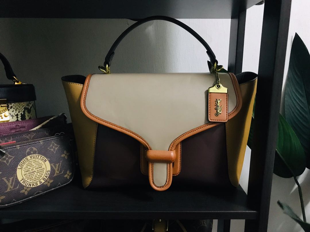 Coach shop courier bag