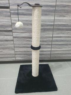 Cat Scratching Pole