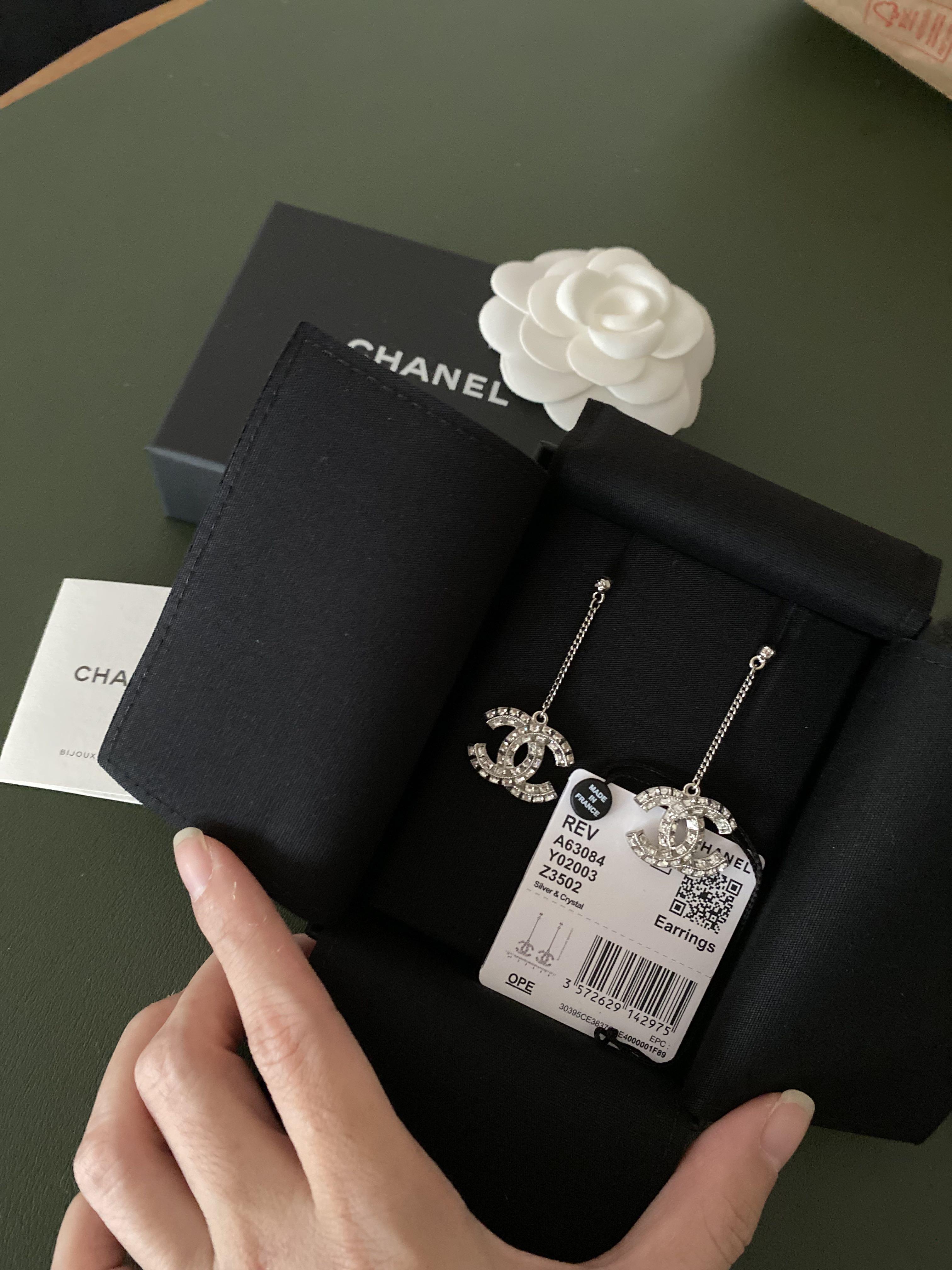 Chanel a63084 store
