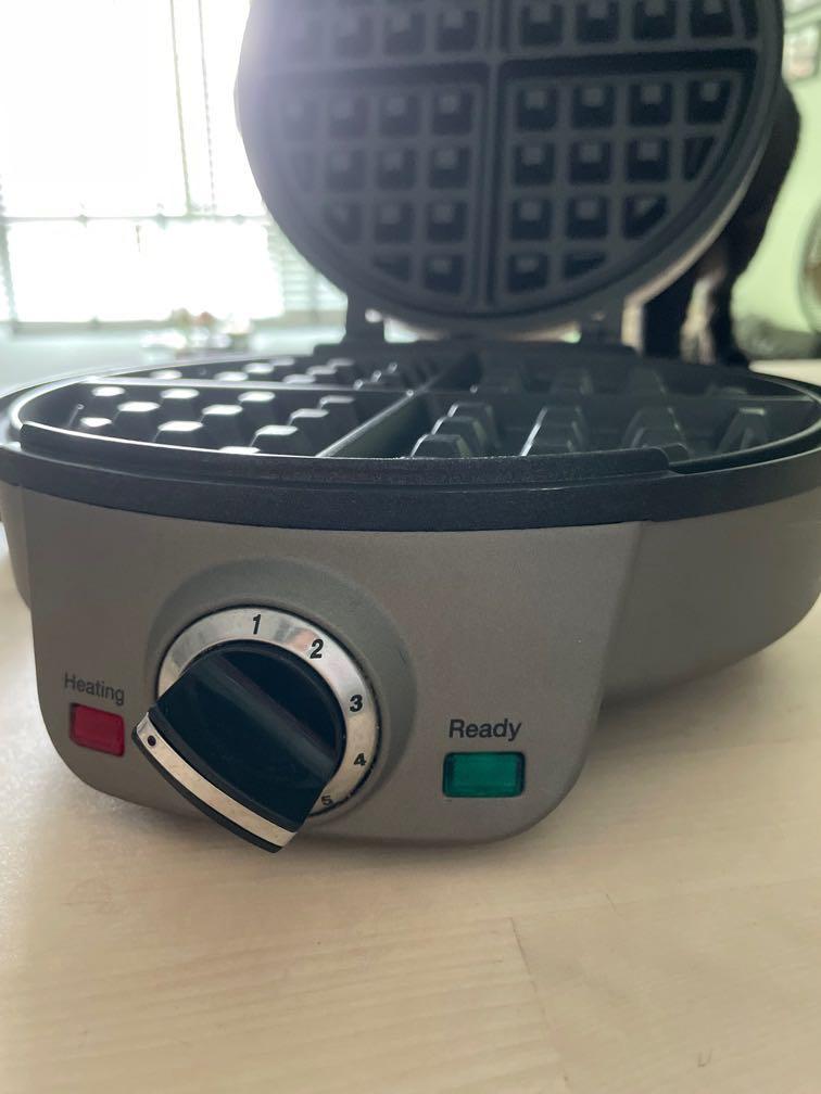 Cuisinart 4slice Belgian Waffle Maker WAF200, TV & Home Appliances