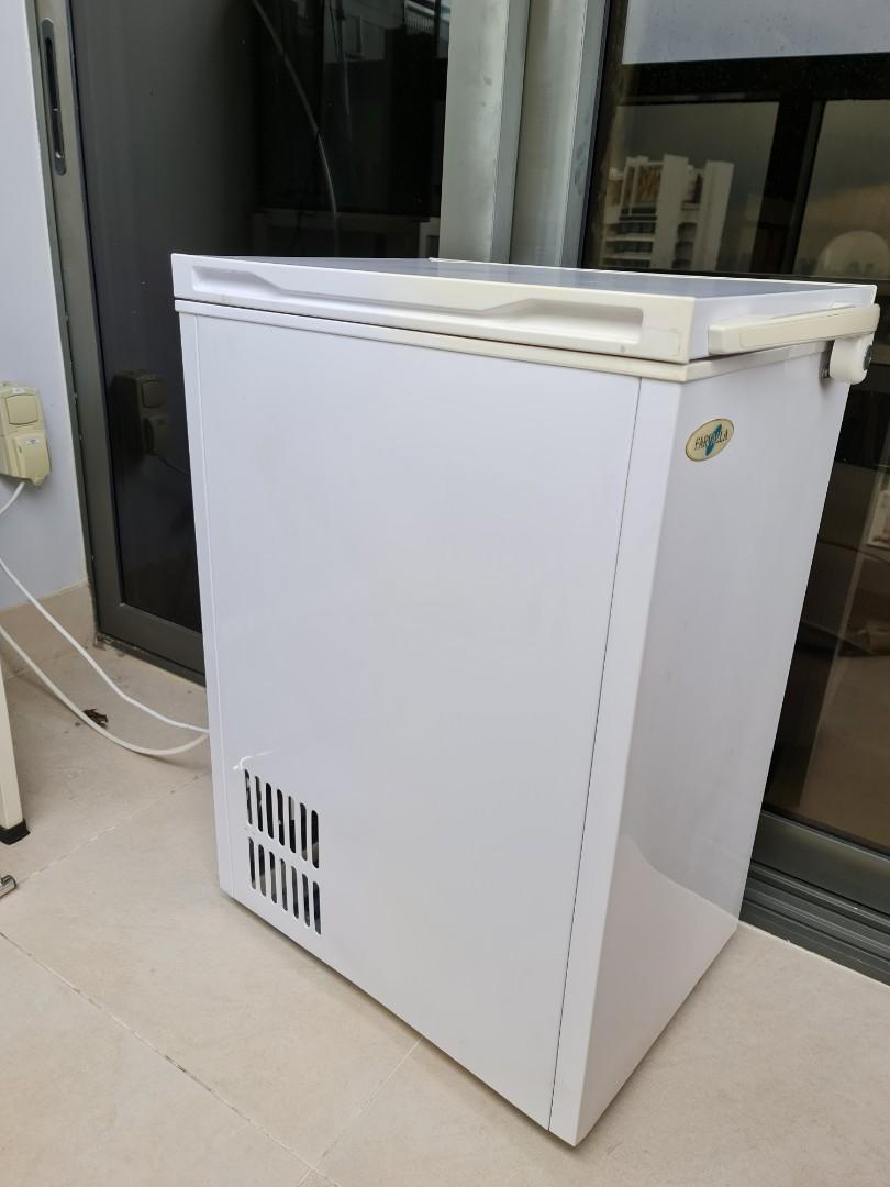 Deep freezer breastmilk storage, TV & Home Appliances, Kitchen