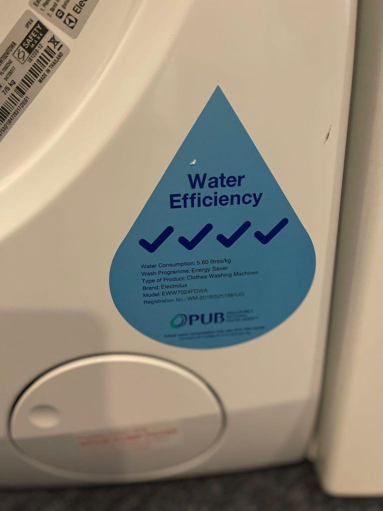 ELECTROLUX EWW7024FDWA FRONT LOAD WASHER & DRYER (7/5KG) Condition 8/10