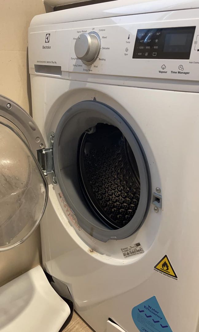 Electrolux washer with dryer, TV & Home Appliances, Washing Machines
