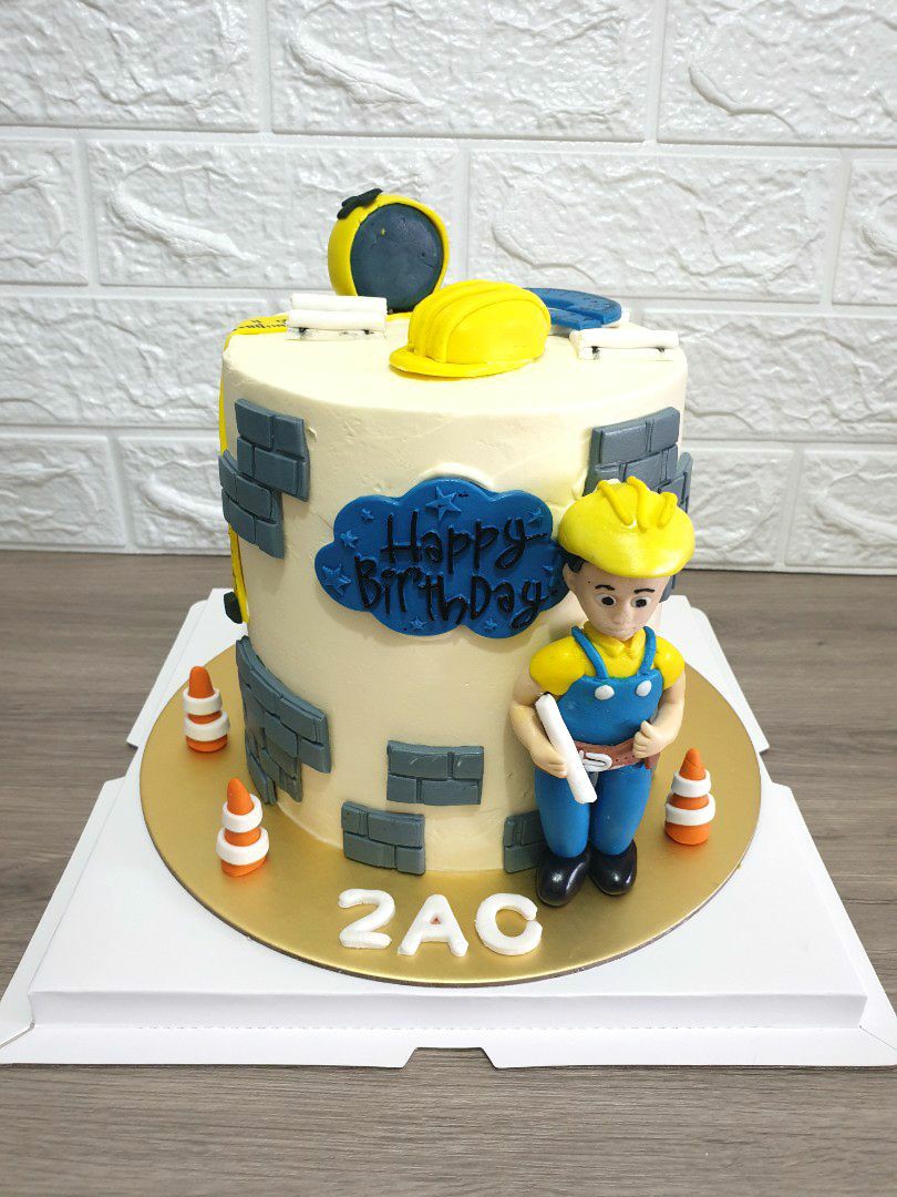Birthday cake for the electrical engineer #scarlettcakestreats  #blissineverybite💞 #customcakes #birthdaycakes | Instagram