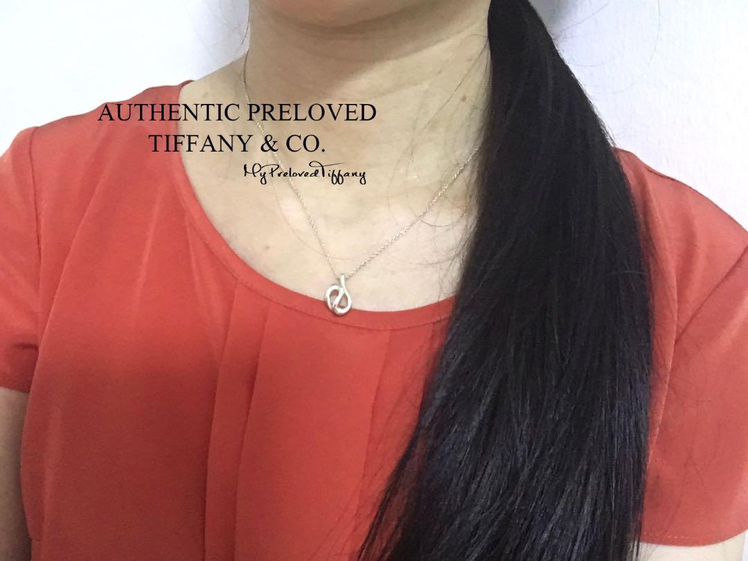 Excellent Authentic Tiffany Co. Elsa Peretti Wave Necklace