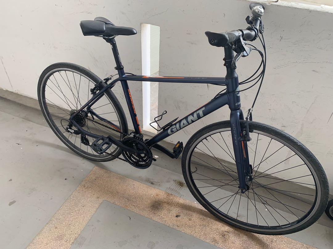 Giant Escape 2 (700C 24 Speed), Sports 