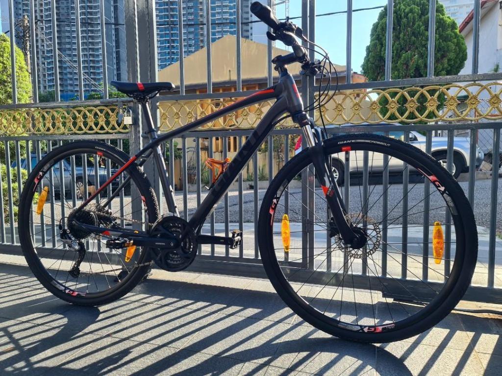 Giant best sale roam 28