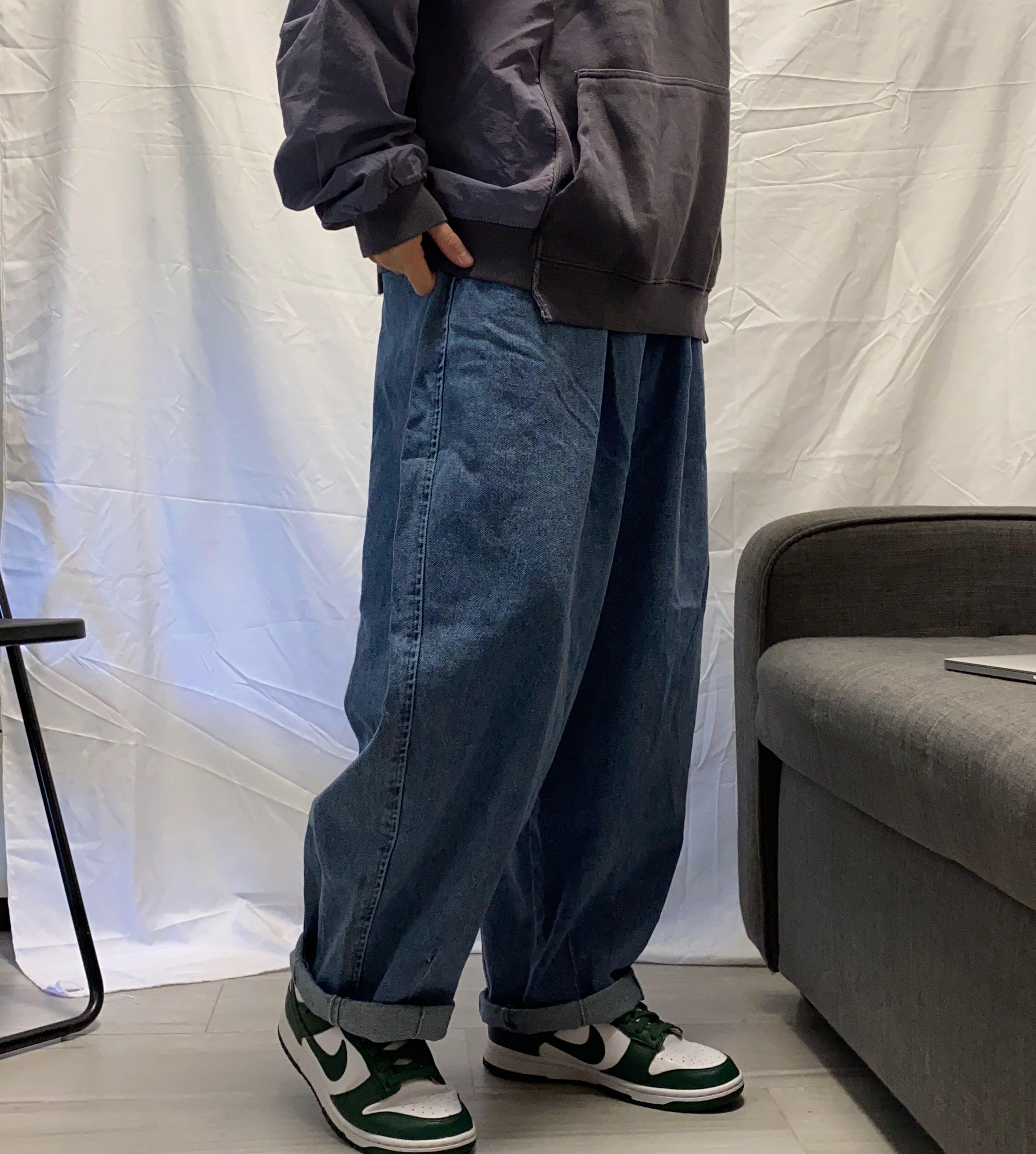 H54 DENIM BALLOON PANTS - BLUE, 男裝, 褲＆半截裙, 牛仔褲- Carousell