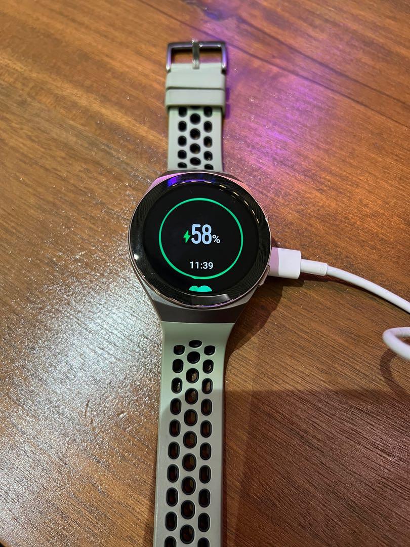 Huawei Smart Watch GT2e, Men's Fashion, Watches & Accessories, Watches on Carousell