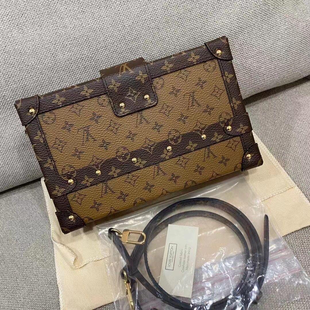 Louis Vuitton (Category: Luxury Bags & Wallets) located in Paranaque City. Submitted by abluxebrands (Listing ID 1133356947, Image 2). Description: Brand New On Hand Petite Malle.