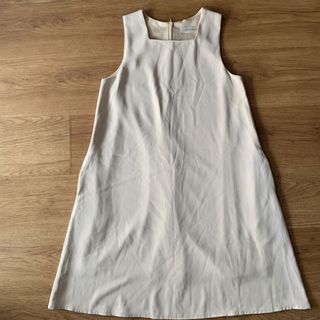 (Category: ) located in . Submitted by gninn.apparel (Listing ID 1133345616, Image 1). Description: .
