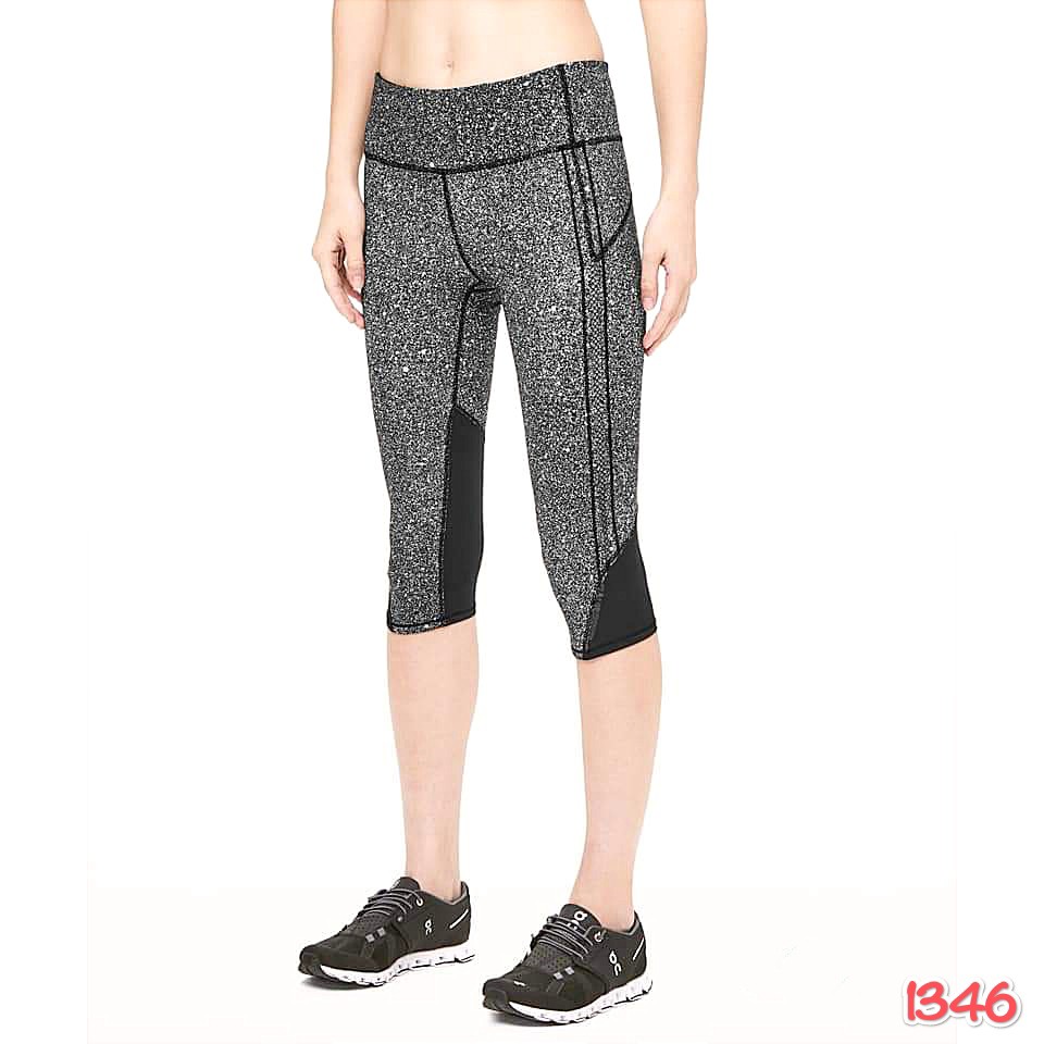 LULULEMON VENT IT OUT CROP *black 