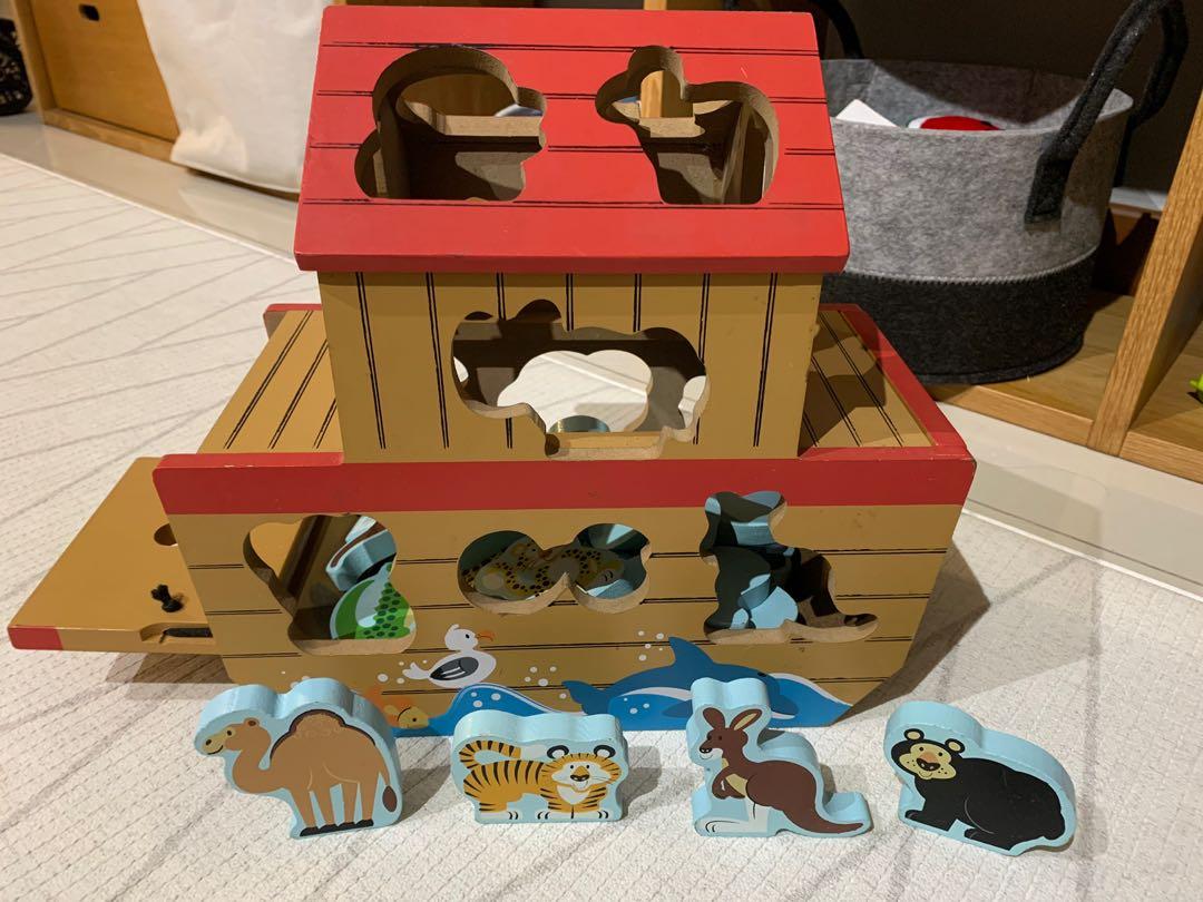 Melissa and Doug Noah s ark animal shape sorter