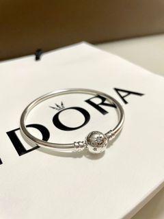Size 17&19 Pandora Holiday Sterling Silver Bangle