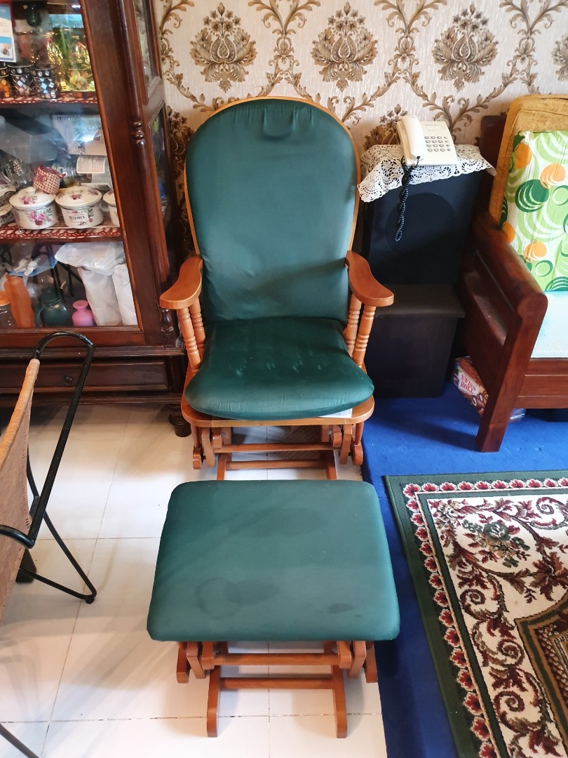 Rocking chair with leg rest Clearance