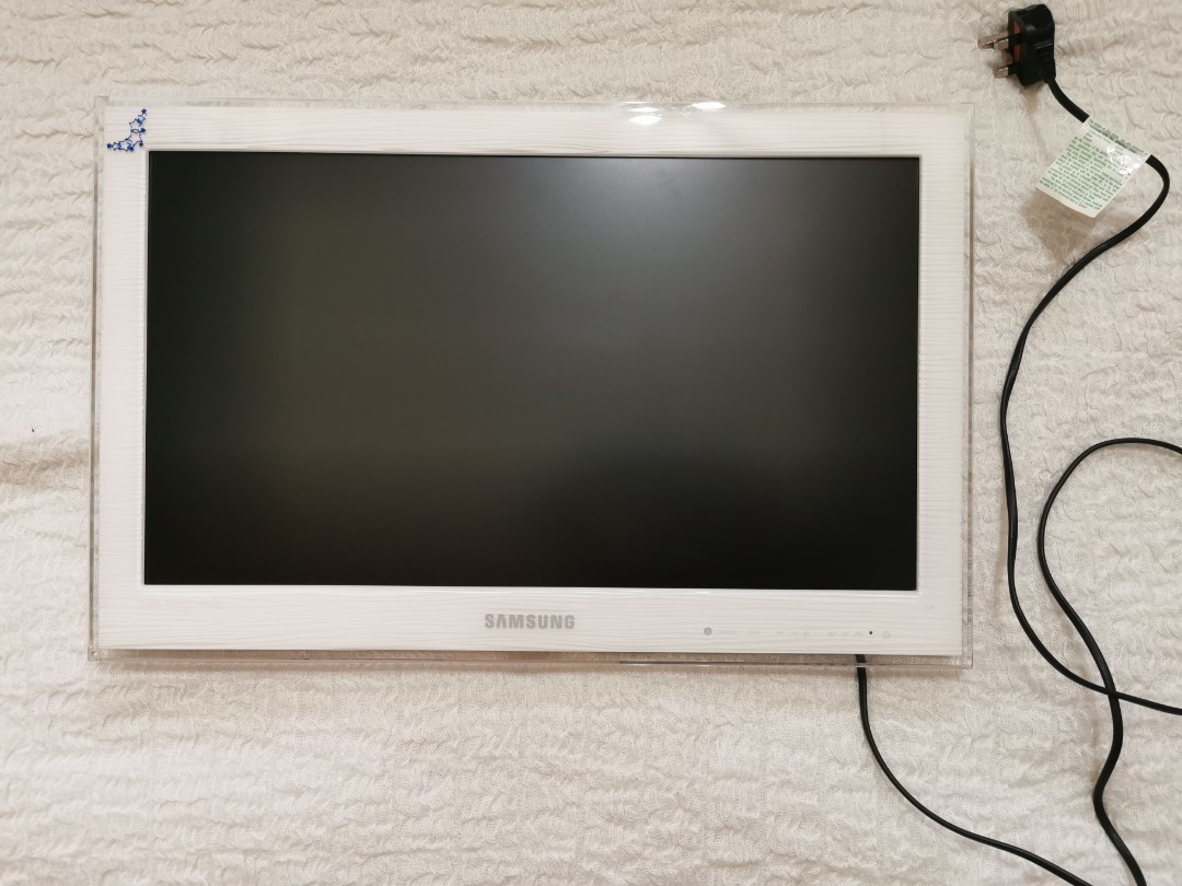 Samsung 22 inch LED TV, TV & Home Appliances, TV & Entertainment, TV on