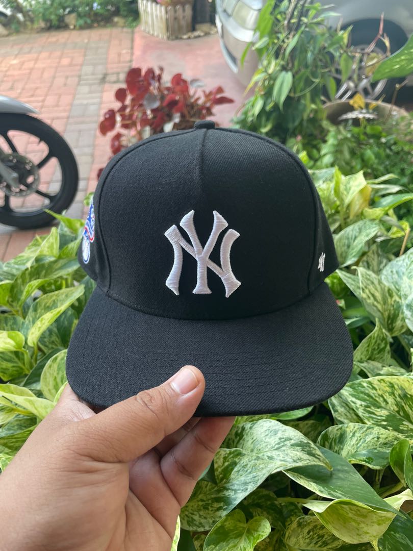 supreme yankees hat