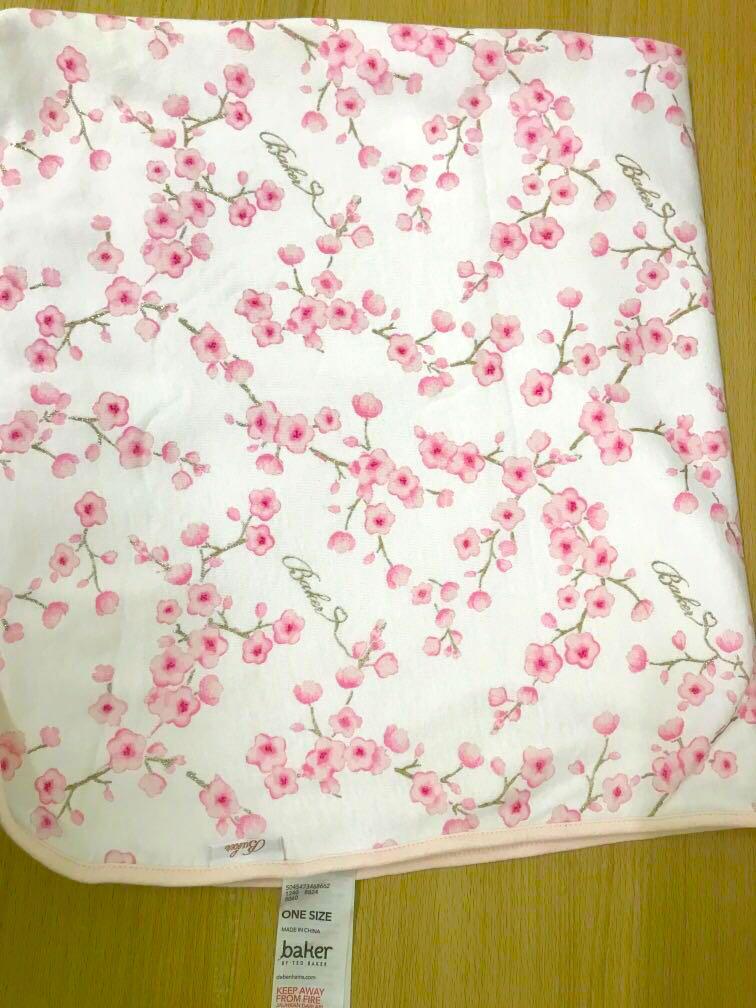 Ted Baker Baby Blanket, Babies & Kids, Bathing & Changing, Baby