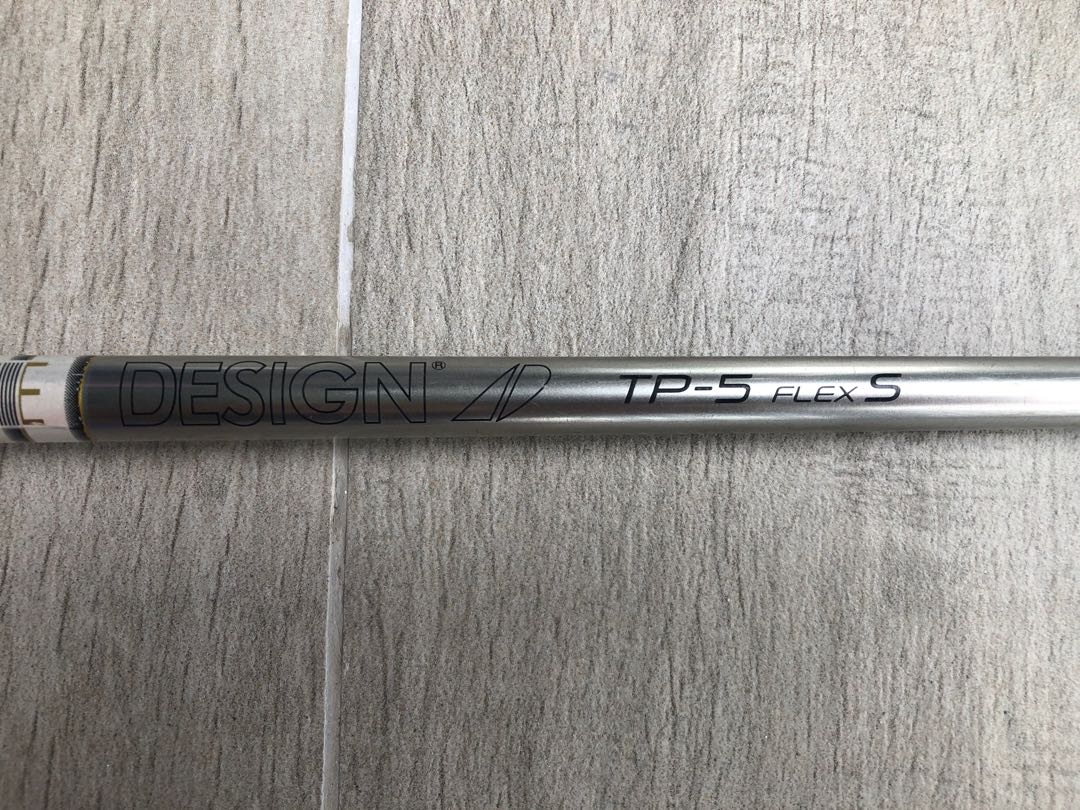 Shaft Driver Graphite Design Tour AD TP-5 (S) 44 Pouces - Adaptateur Titleist Inclus