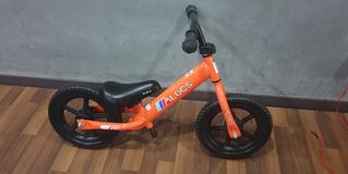 (Category: ) located in . Submitted by zoombikes (Listing ID 1133328340, Image 1). Description: .