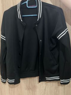 (Kategori: ) berada di . Dikirim oleh secndhand (ID iklan 1133346501, Gambar 1). Deskripsi: .