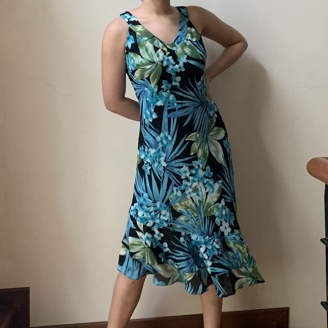 Piikoi Midi Length Halter Hawaiian Dress main image 1