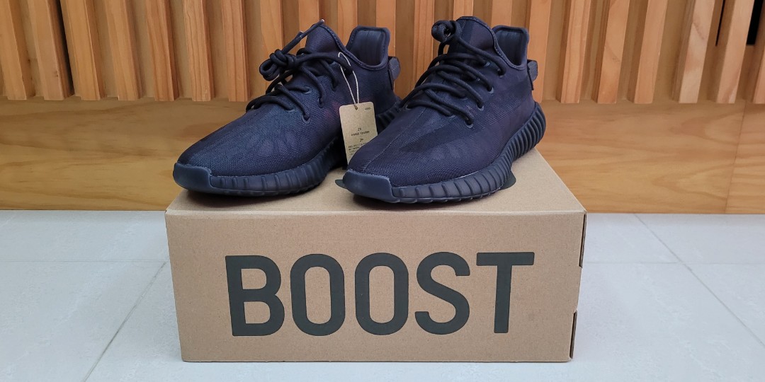 navy blue yeezy boost 350