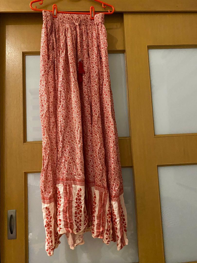Boho maxi on sale skirt zara