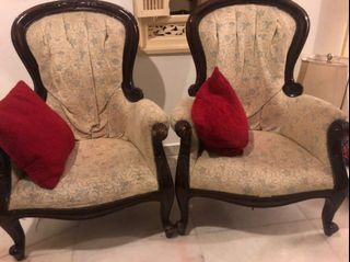 (Category: ) located in . Submitted by hello.wardrobe (Listing ID 1133531223, Image 1). Description: .