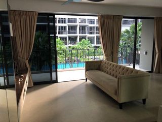 (Category: ) located in . Submitted by ninggggg_ (Listing ID 1133451759, Image 1). Description: .