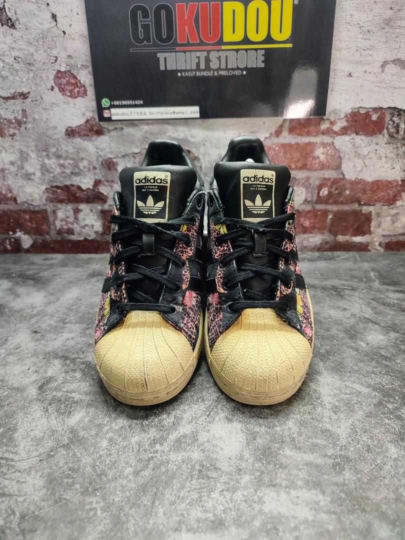Adidas superstar best sale 2 floral pack