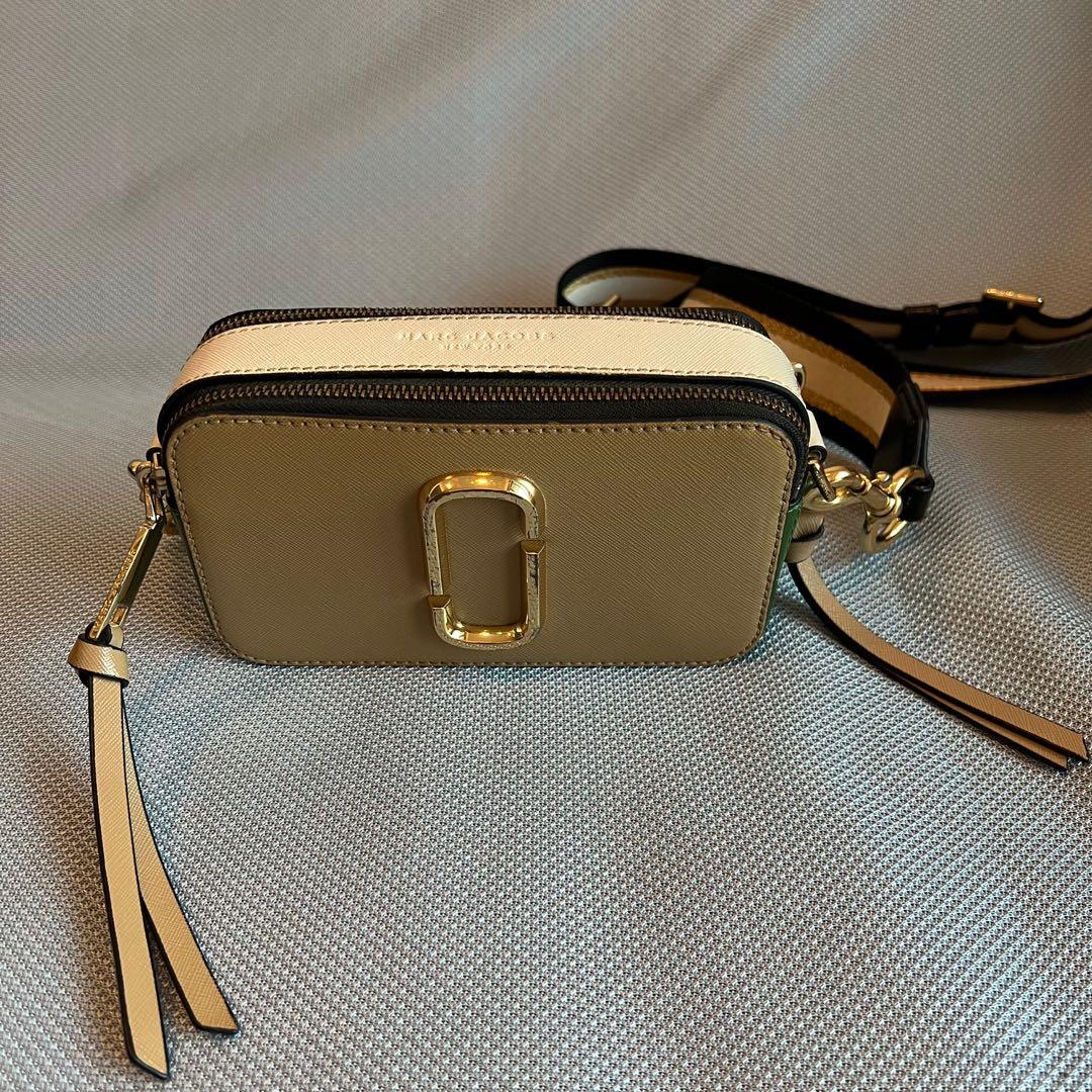 Authentic Marc Jacobs Snapshot Camera Bag, Women's Fashion, Bags & Wallets,  Cross-body Bags on Carousell