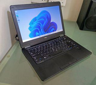 (CNY FIRE SALES, ALL MUST GO!!) Backlit Keyboard/i5-5300U/8GB RAM/128GB SSD Intel Core i5 5th Gen Dell Latitude E7250 Business Ultrabook Portable Laptop with FREE MS OFFICE