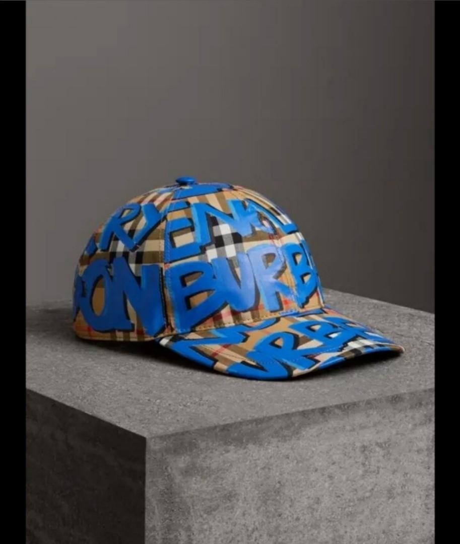 Burberry graffiti online hat