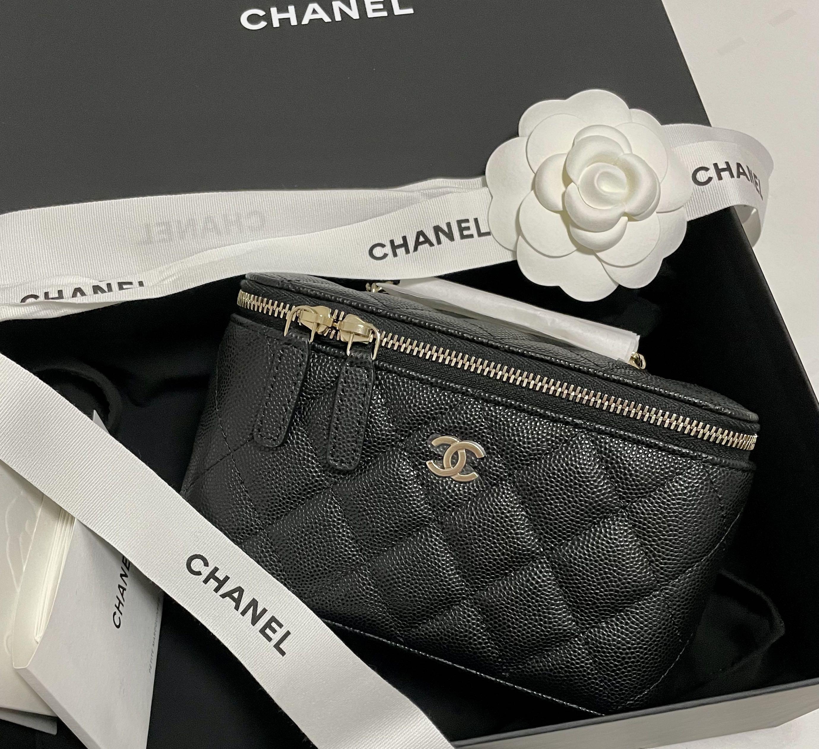 Chanel 22C Vanity, Black Caviar with Gold Hardware, Luxury, Bags
