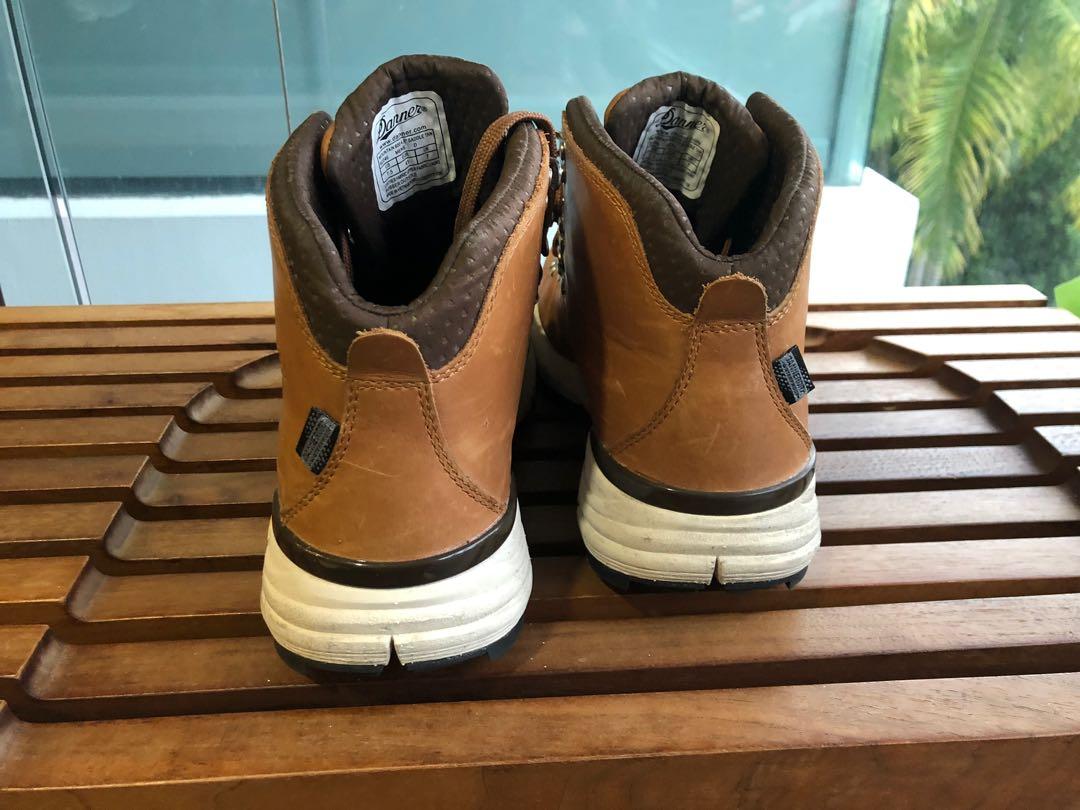 Danner vibram hotsell