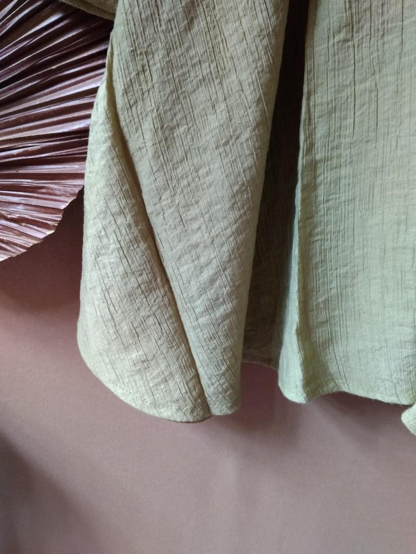 KOREAN TOP, Women's Fashion, Women's Clothes, Tops on