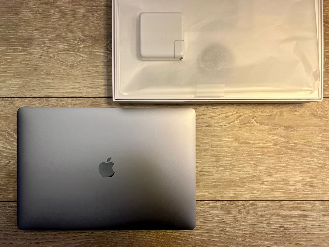MacBook Pro (15-inch, 2018), 電腦及科技產品, 桌上電腦或筆記型電腦