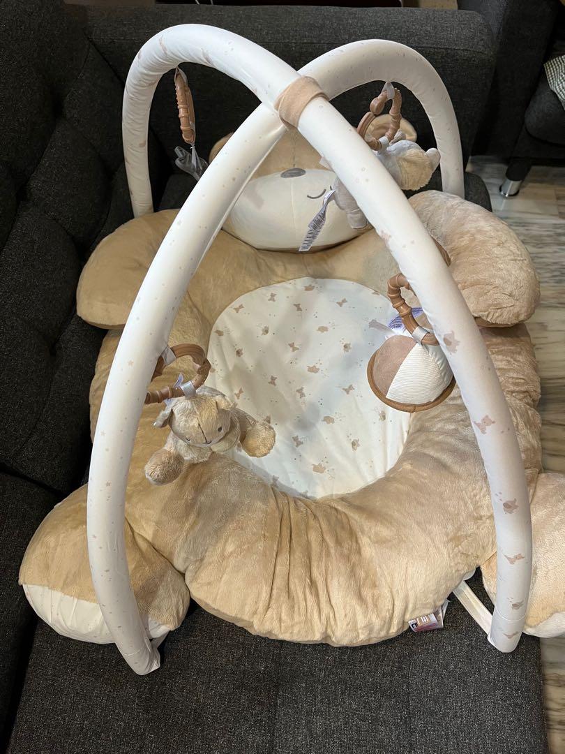 Luxury playmat top and arch