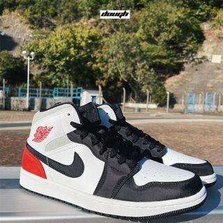 black toe jordans