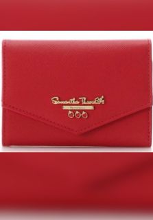 (Category: ) located in . Submitted by jadore_closet (Listing ID 1133494093, Image 1). Description: .