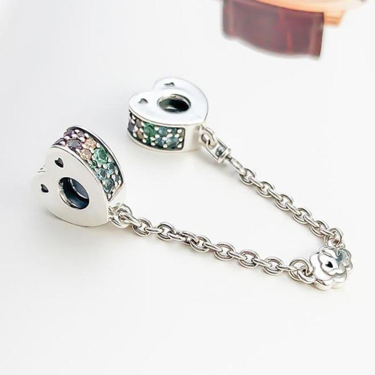 Sparkling arcs of love safety chain store