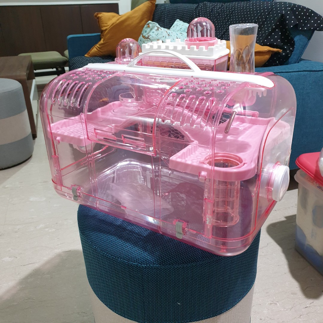 Pink castle clearance hamster cage