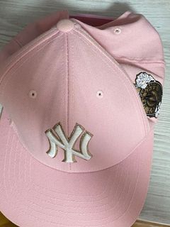 (Category: ) located in . Submitted by prelvdcloset (Listing ID 1133525631, Image 1). Description: .
