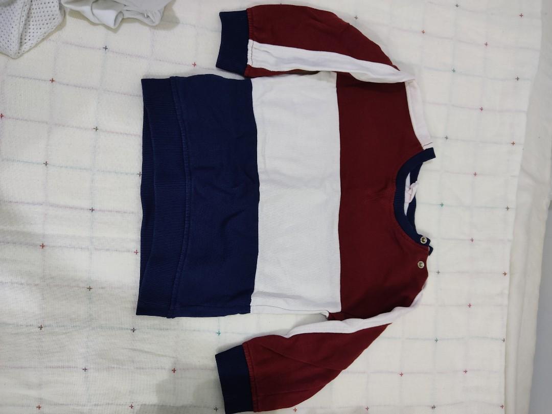 Pyjamas (Category: Babies & Kids Fashion) located in Puchong. Submitted by rivscollection (Listing ID 1133556507, Image 3). Description: Size: 18-24M Brand: Like new.